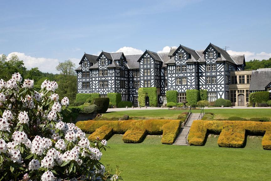 Gregynog Hall Casa de hóspedes Tregynon Exterior foto